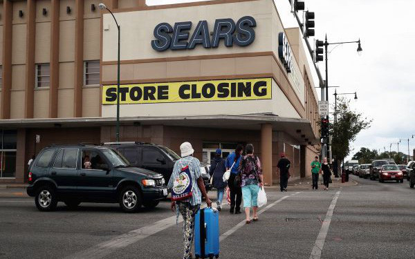 Từng lớn nhất thế giới, hãng bán lẻ Sears chuẩn bị nộp đơn phá sản sau nhiều năm kinh doanh thất bại ê chề?