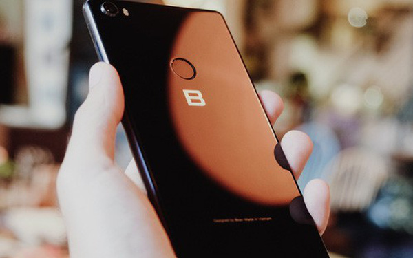 Trên tay & đánh giá nhanh Bphone 3 giá từ 6.99 triệu: Cuối cùng, người Việt đã có một chiếc smartphone đáng để tự hào