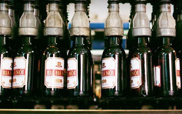 Habeco thúc thủ, tháo khỏi thị trường bia chai 450ml