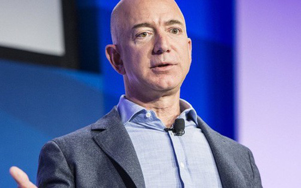 Cấm sử dụng PowerPoint: Thách thức khác người của Jeff Bezos dành cho “đại gia đình” Amazon mang tới hiệu quả bất ngờ đến khó tin 16/10/2018 04:06 PM | SỐNG