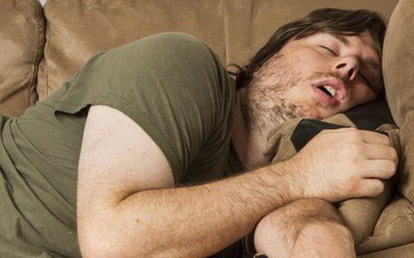 Lý giải nghịch lý: Ai cũng biết ngồi nhiều là có hại mà sao vẫn không chịu tập thể dục