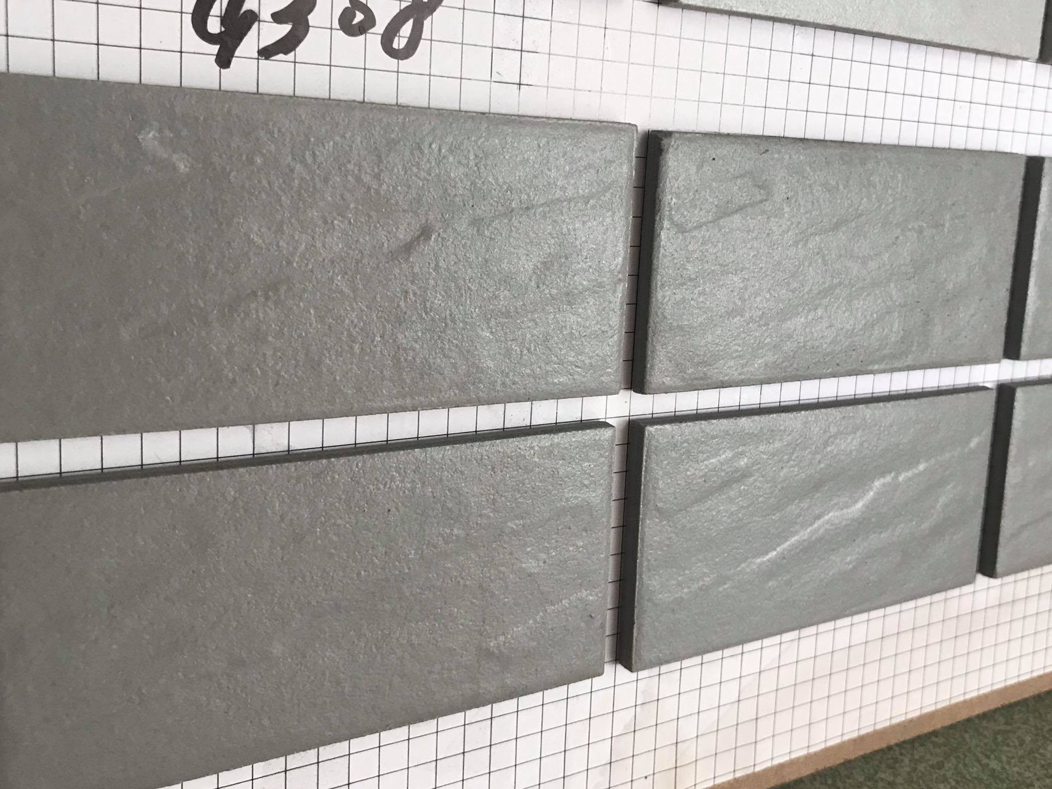 Gạch thẻ Trung Quốc mã 9308 (vân ngang)