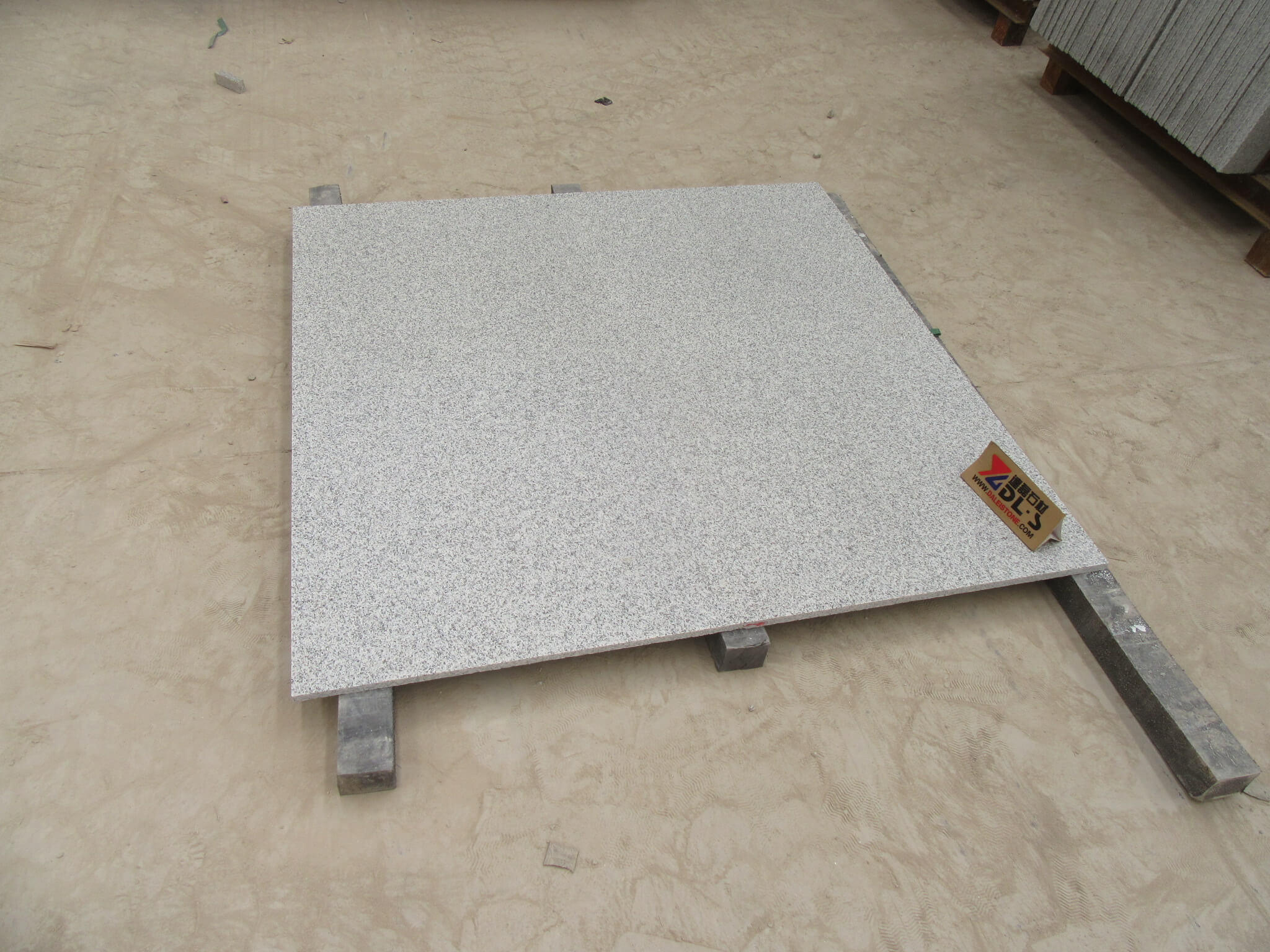 Đá Granite G603 lát sàn