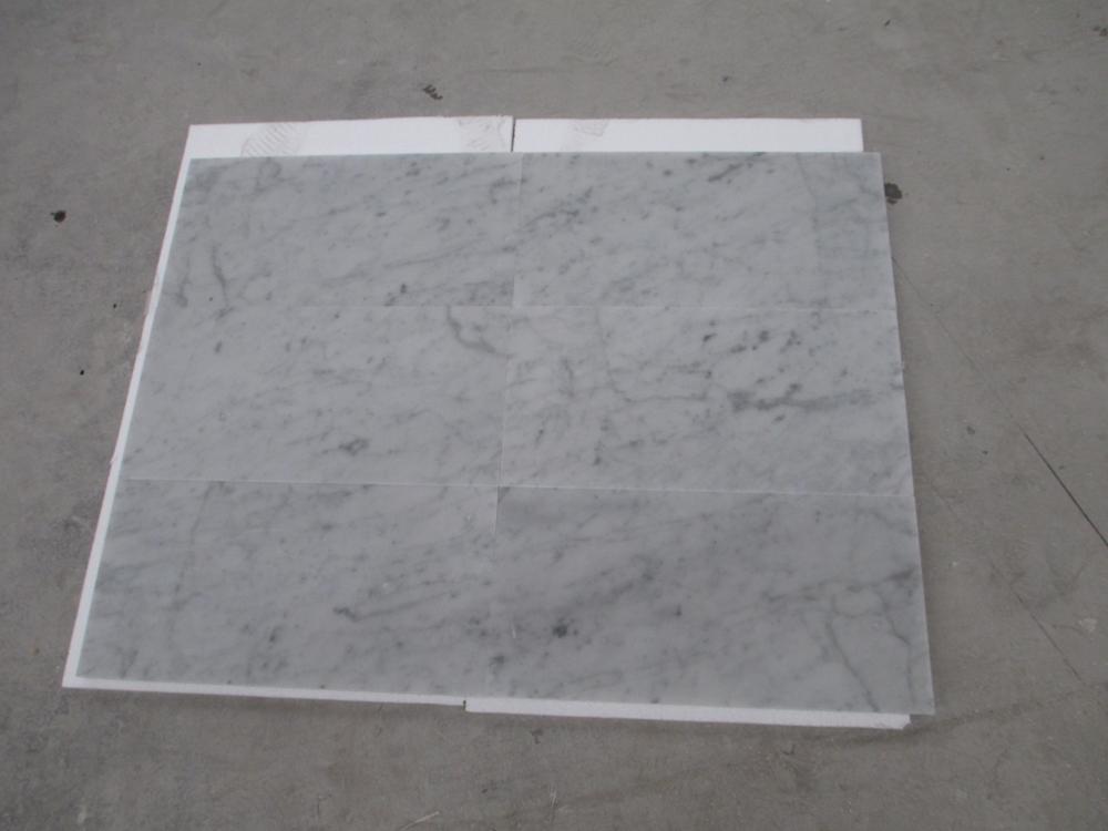 Đá cẩm thạch tự nhiên trắng Carrara