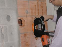 Máy cắt tường R-180-N2