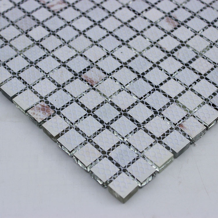 Gạch Mosaic Thủy tinh XINGTAN màu nâu 15*15mm